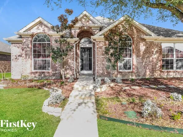 1265 Bedford Ln, Lewisville, TX 75077