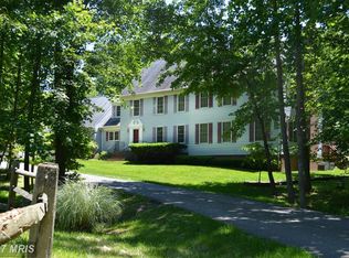 8431 Lee Alan Dr, Fairfax Station, VA 22039