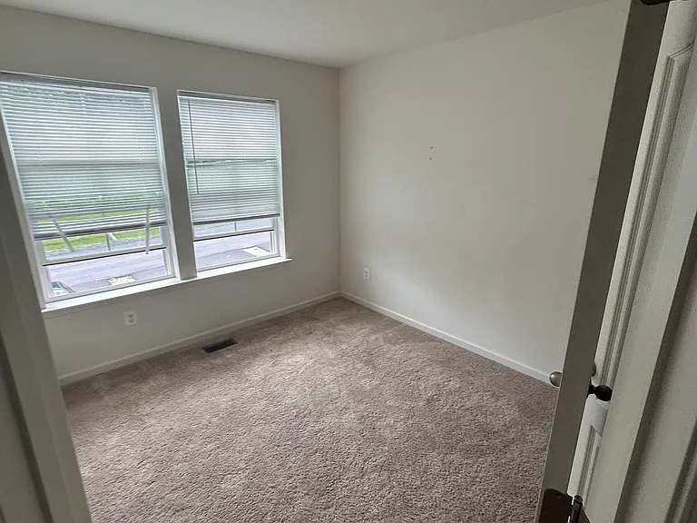 164 Scotch Pine Dr #1 — Photo 12