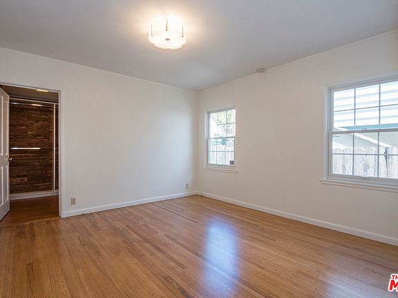 4th image of 10453 Woodbridge St