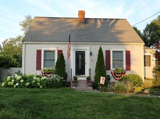 52 Squawfield Rd, Westfield, MA 01085