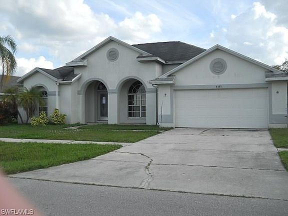 2nd image of 4465 Varsity Lakes Dr