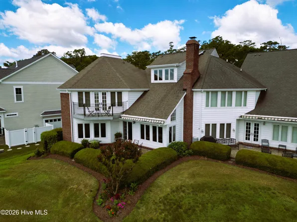 115 Country Club Drive #104, Hertford, NC 27944