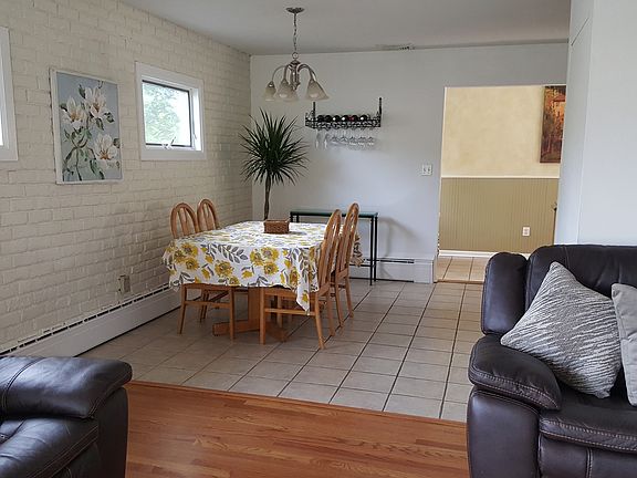 Dining Area Open to kitchen