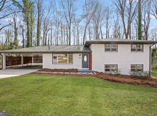 2317 Oakridge Ct, Decatur, GA 30032