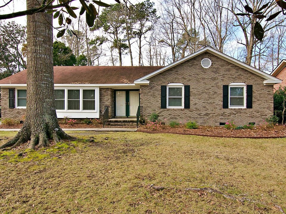 1st image of 108 Old Tavern Ln