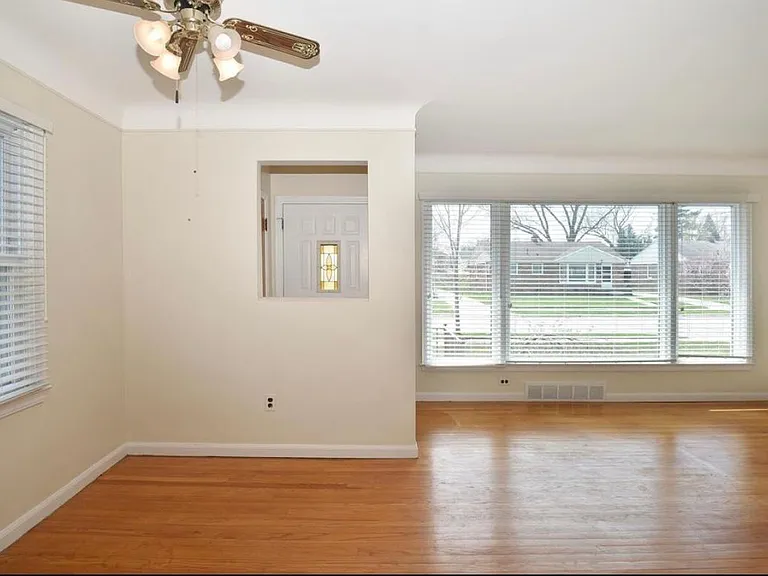 523 E La Salle Ave — Photo 6