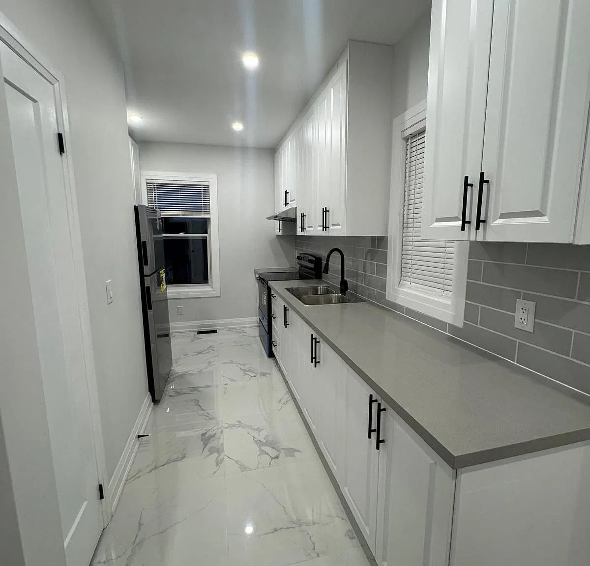 3 bed, $3,200 — Photo 3