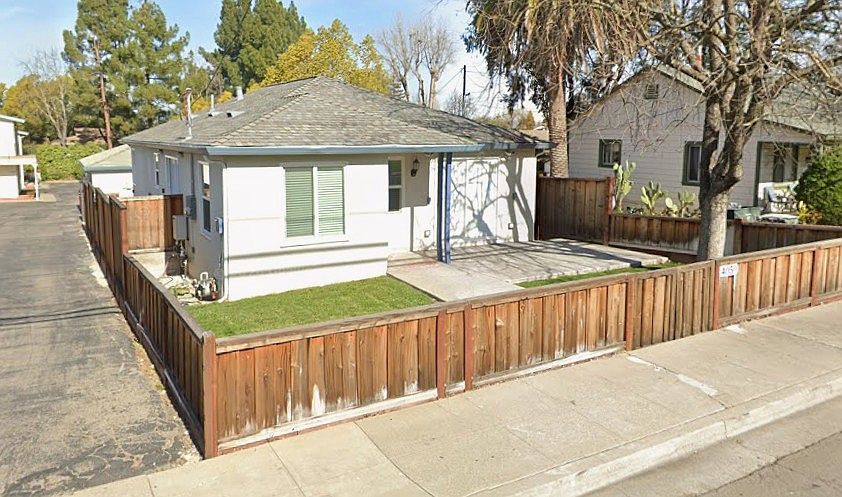 1st image of 4059 Vineyard Ave