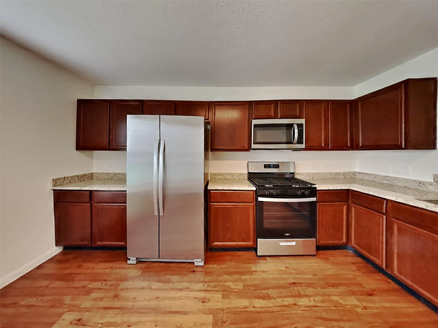 4 bed, 2.0 bath, 1680 sqft, $1,965 — Photo 2