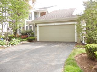 37 Edgewood Rd, Bedminster, NJ 07921