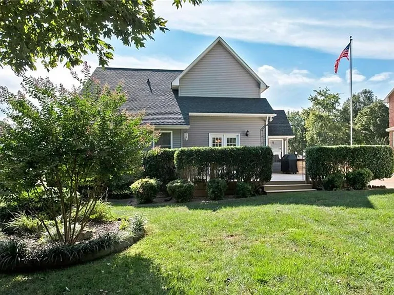 12445 Willow Grove Way — Photo 3