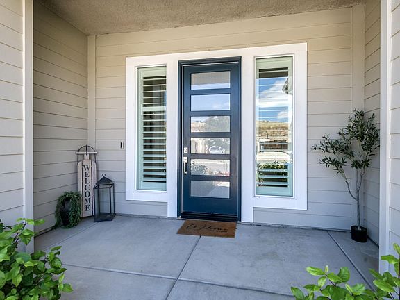 4th image of 20123 Pescara Ln