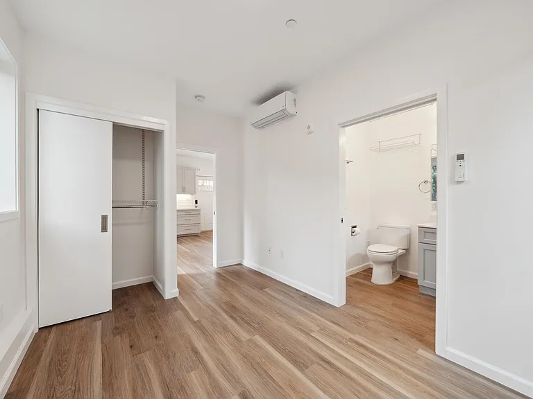 1012 Chester St #4 — Photo 8