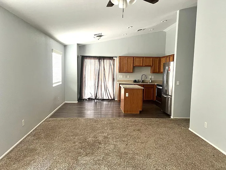 28496 N Dolomite Ln — Photo 3