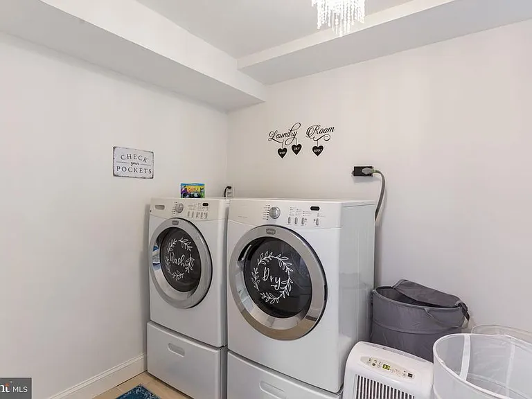 12258 Catalina Dr — Photo 28