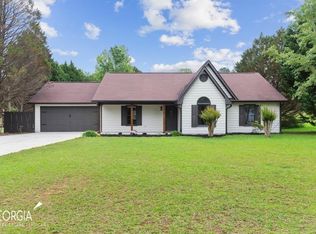 308 Maple Wood Dr, Locust Grove, GA 30248