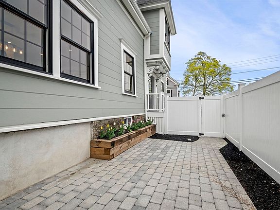 2nd image of 52 School St #1
