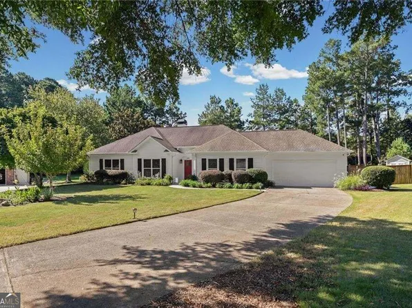 440 Allenbrook Ct, Roswell, GA 30075