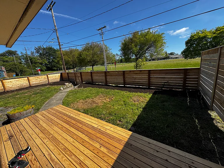 1900 SW Genesee St #B — Photo 13