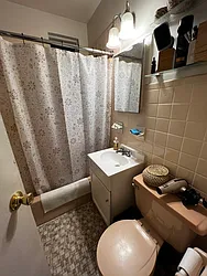 Rented by Salon Realty Corp