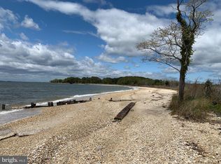 13945 Cornfield Harbor Dr, Scotland, MD 20687