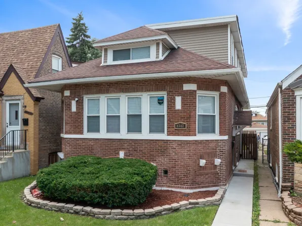 8342 S Yates Blvd, Chicago, IL 60617