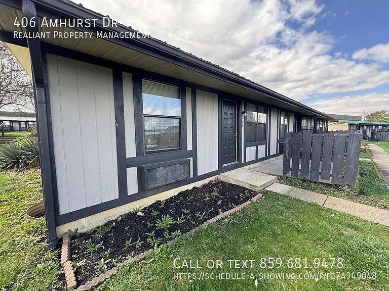 406 Amhurst Dr — Photo 10