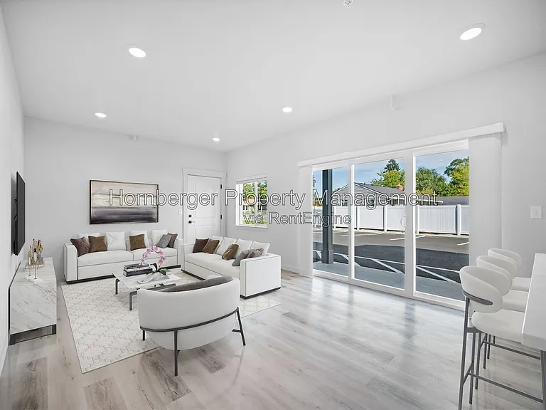 16104 E Valleyway — Photo 25