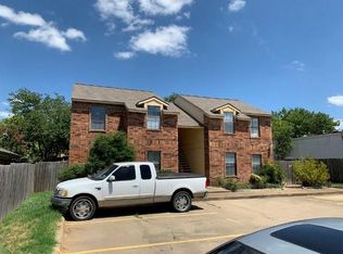 104 N Heights Dr, Crowley, TX 76036