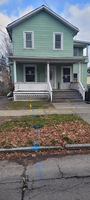 260 W Hudson St photo 1