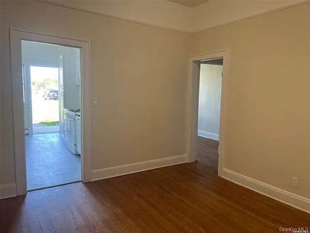68 Jerusalem Ave — Photo 5