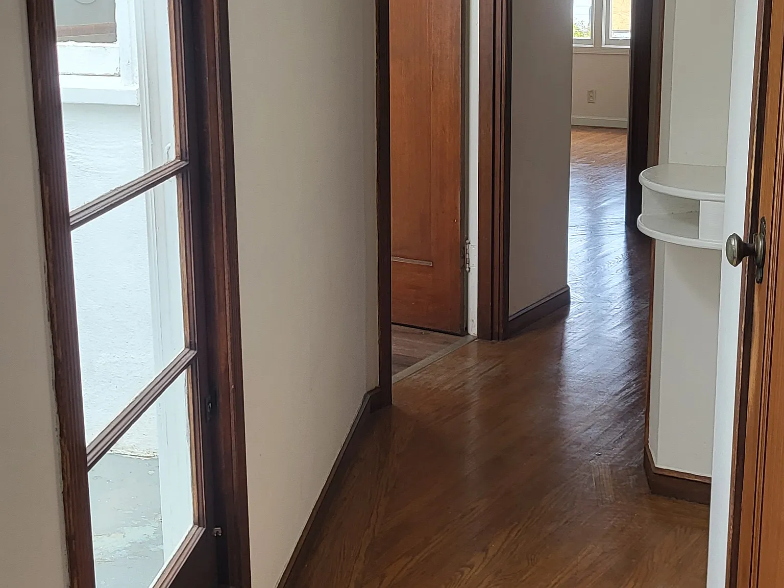 2 bed, 1400 sqft, $5,300 — Photo 3