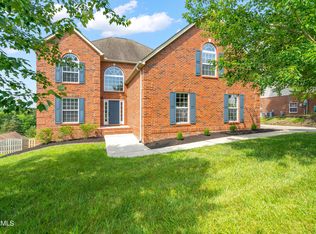 1015 Hunters Green Rd, Knoxville, TN 37932