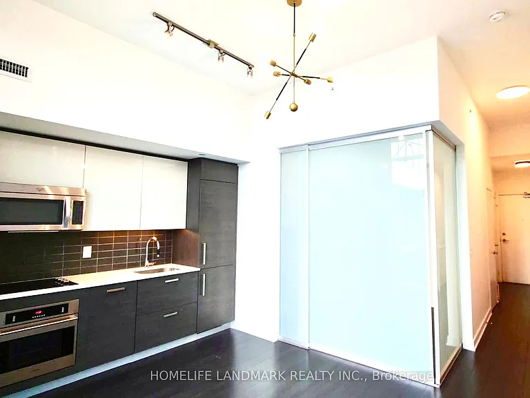 210 Simcoe St #2510 — Photo 5