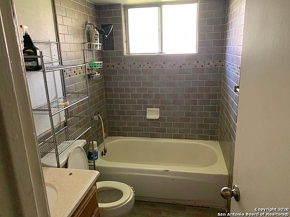 4th image of 3127 Durette Dr