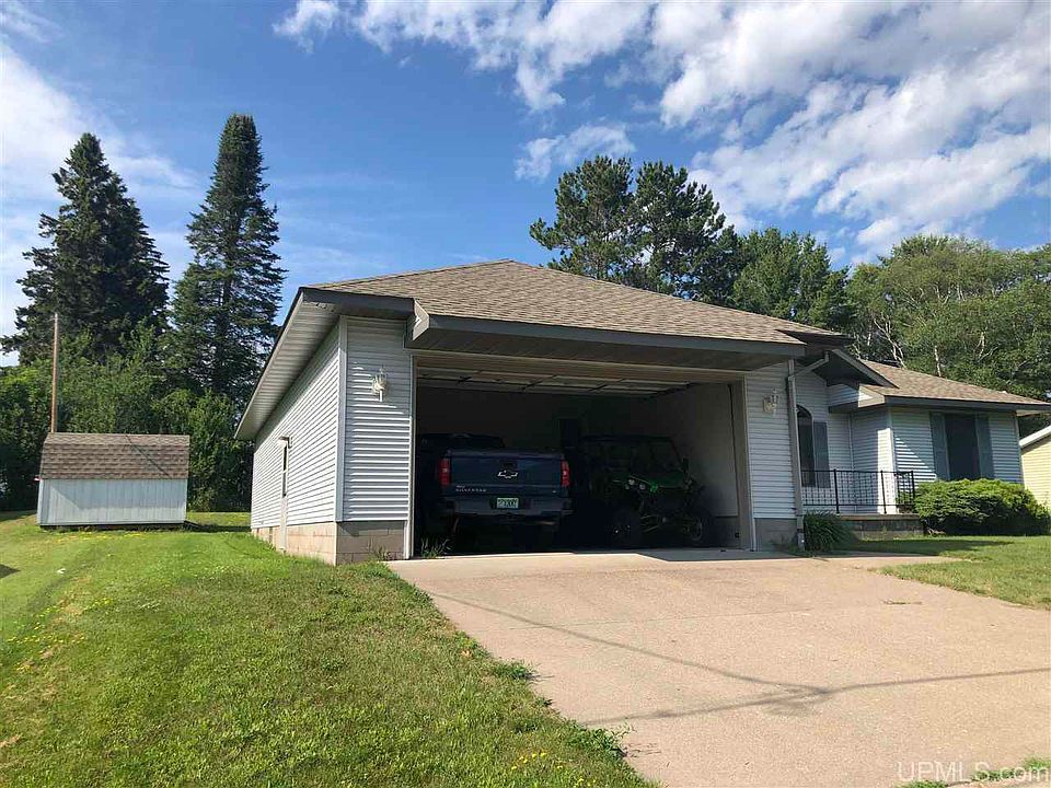 365 Central St, Mohawk, MI 49950 Zillow