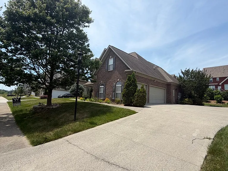 4601 Ivy Rose Dr — Photo 21
