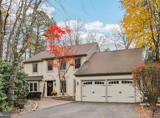 8 Dartmouth Ct, Marlton, NJ 08053
