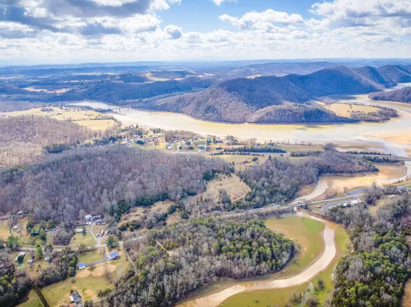 8104 Highway 11w, Rogersville, TN 37857