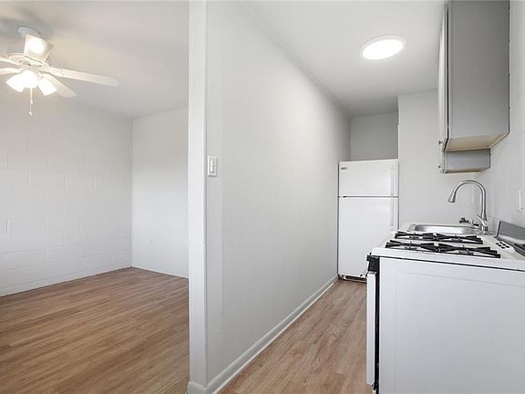 5th image of 3300 Baronne St #F