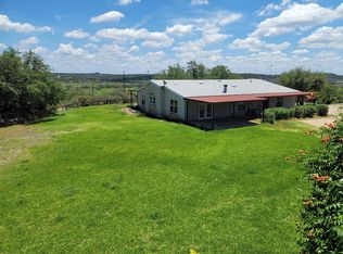 132 Deerwood Dr, Sonora, TX 76950