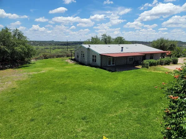 132 Deerwood Dr, Sonora, TX 76950