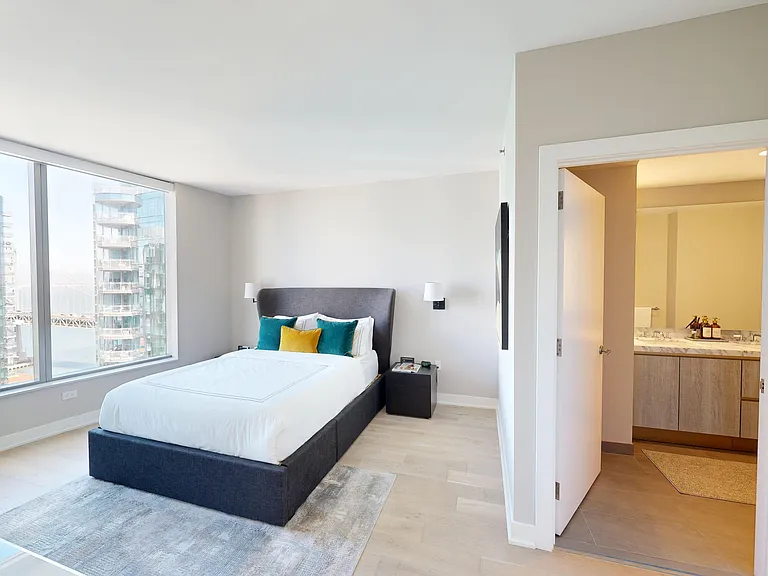 2nd Bedroom Suite