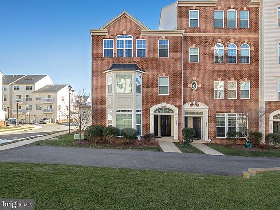3rd image of 7414 Brunson Cir #5Q