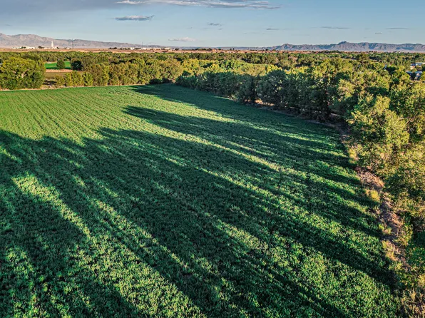 76 Crawford Rd, Jarales, NM 87023