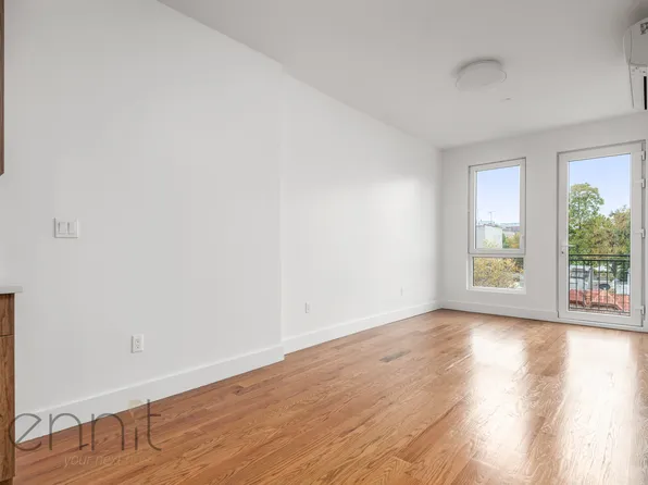 385 Rutland Road image 1 of 11