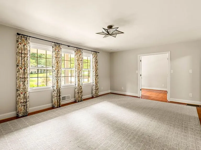 2646 Caladium Dr NE — Photo 5
