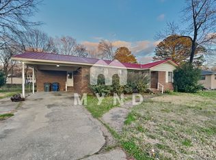 124 Merrimont Rd, Bessemer, AL 35023