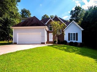 8928 Myra Way, Charlotte, NC 28215